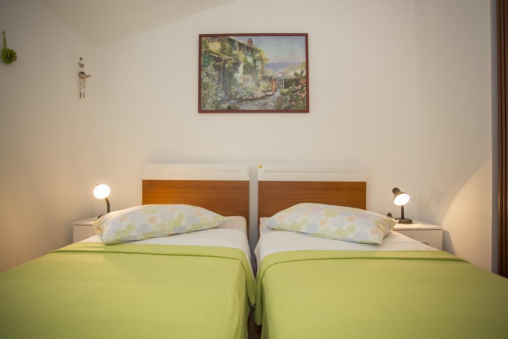 Apartments Pula 1618 Luaran gambar